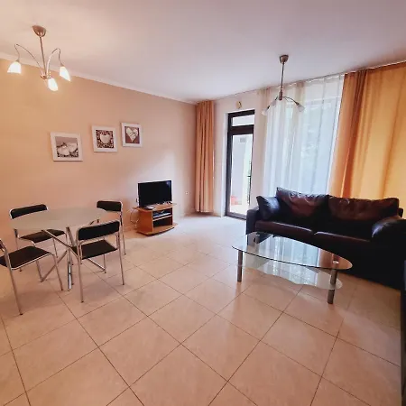 Modern 1bd At Watermill Complex 3* Szveti Vlasz