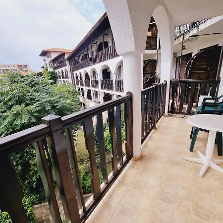 Modern 1bd At Watermill Complex 3* Szveti Vlasz