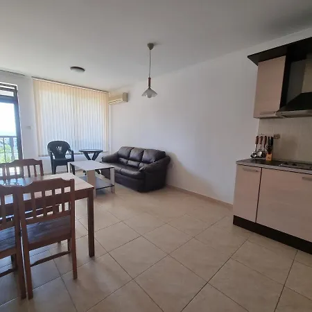 Modern 1bd At Watermill Complex Apartmanhotel Szveti Vlasz