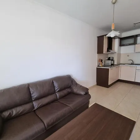 Modern 1bd At Watermill Complex Apartmanhotel 3*